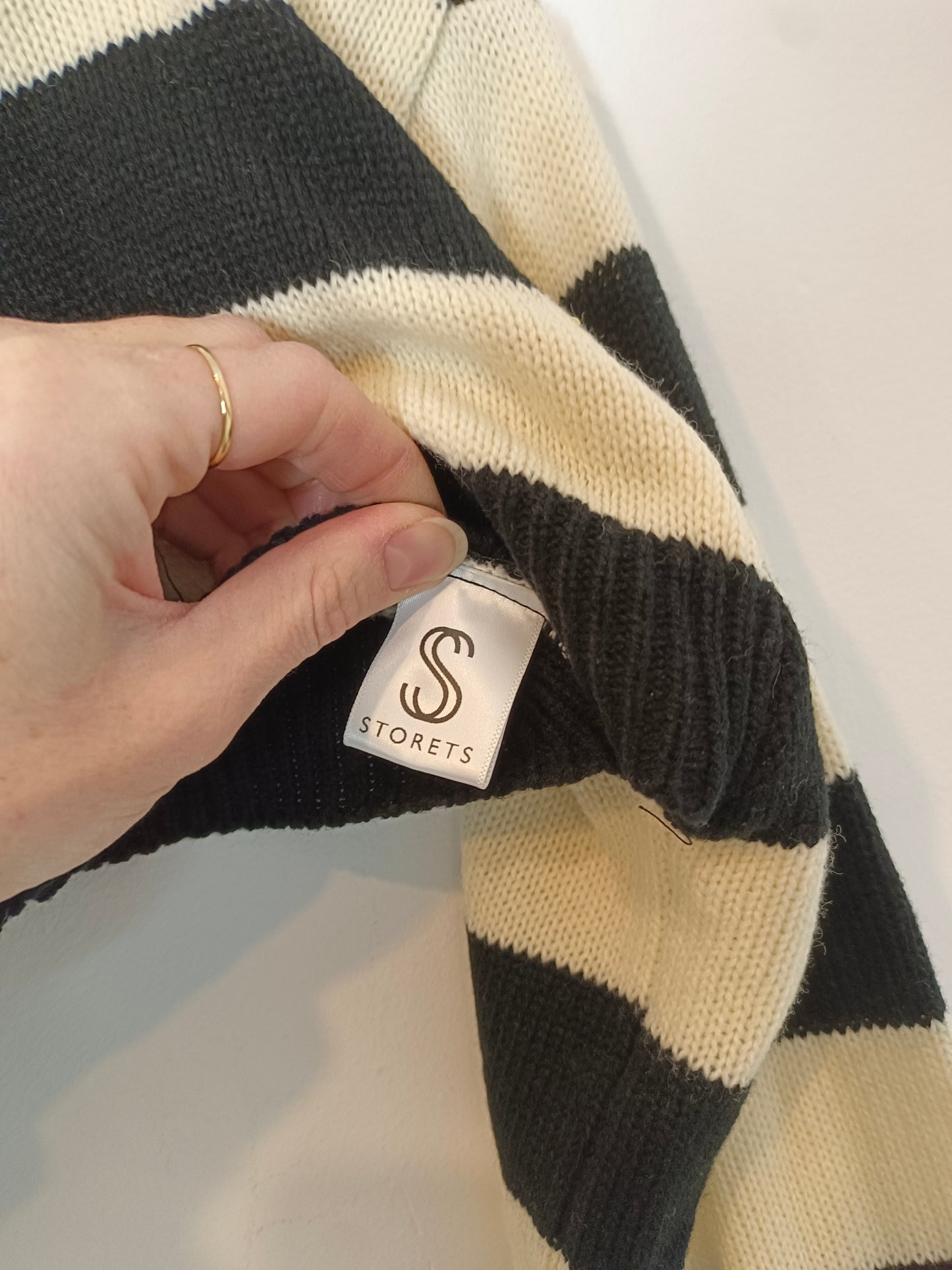 STORESTS. Striped crop sweater TS/M