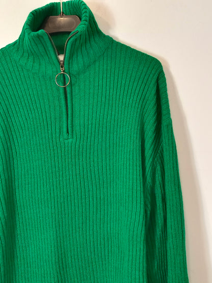 H&M. Jersey canalé verde largo  T.s