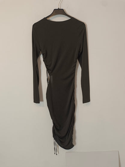 LEGER. Vestido midi negro fruncido  T.34