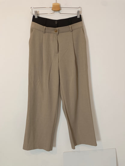 STOREST. Beige wide-leg trousers with a TM waist