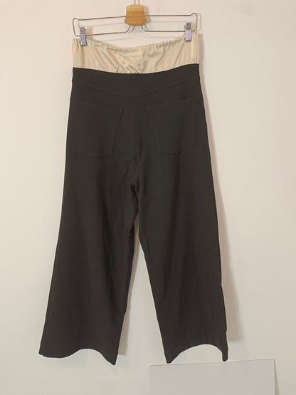 OUTFIT OF THE DAY. Black wide-leg trousers, size 38