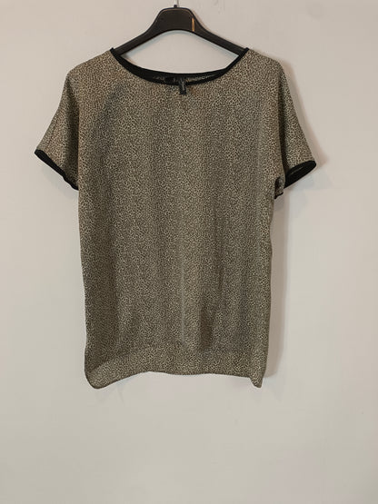 MANGO. Flowy animal print top T.xs