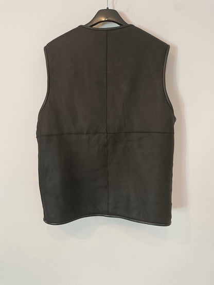 MASSIMO DUTTI. Chaleco negro pelo y piel  T.u(s)