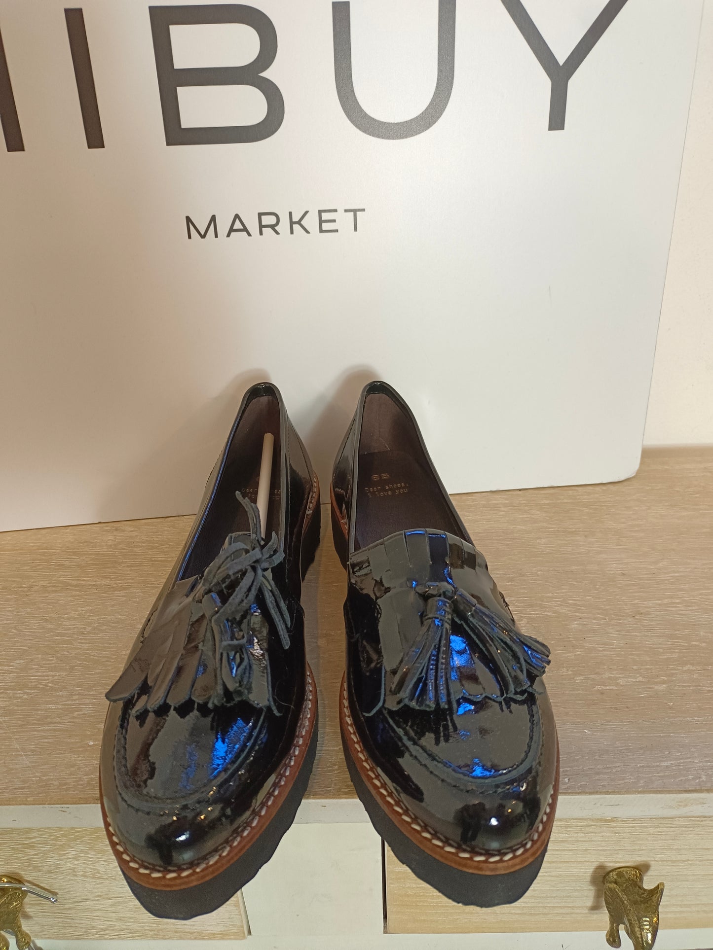 THAT OR THAT. Black patent leather loafers size 41