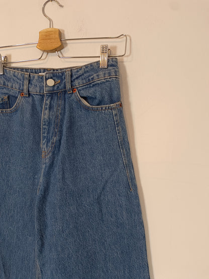 ZARA. Pantalón ancho denim T.34