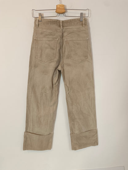 ZARA. Pantalón beige dobladillo T.36