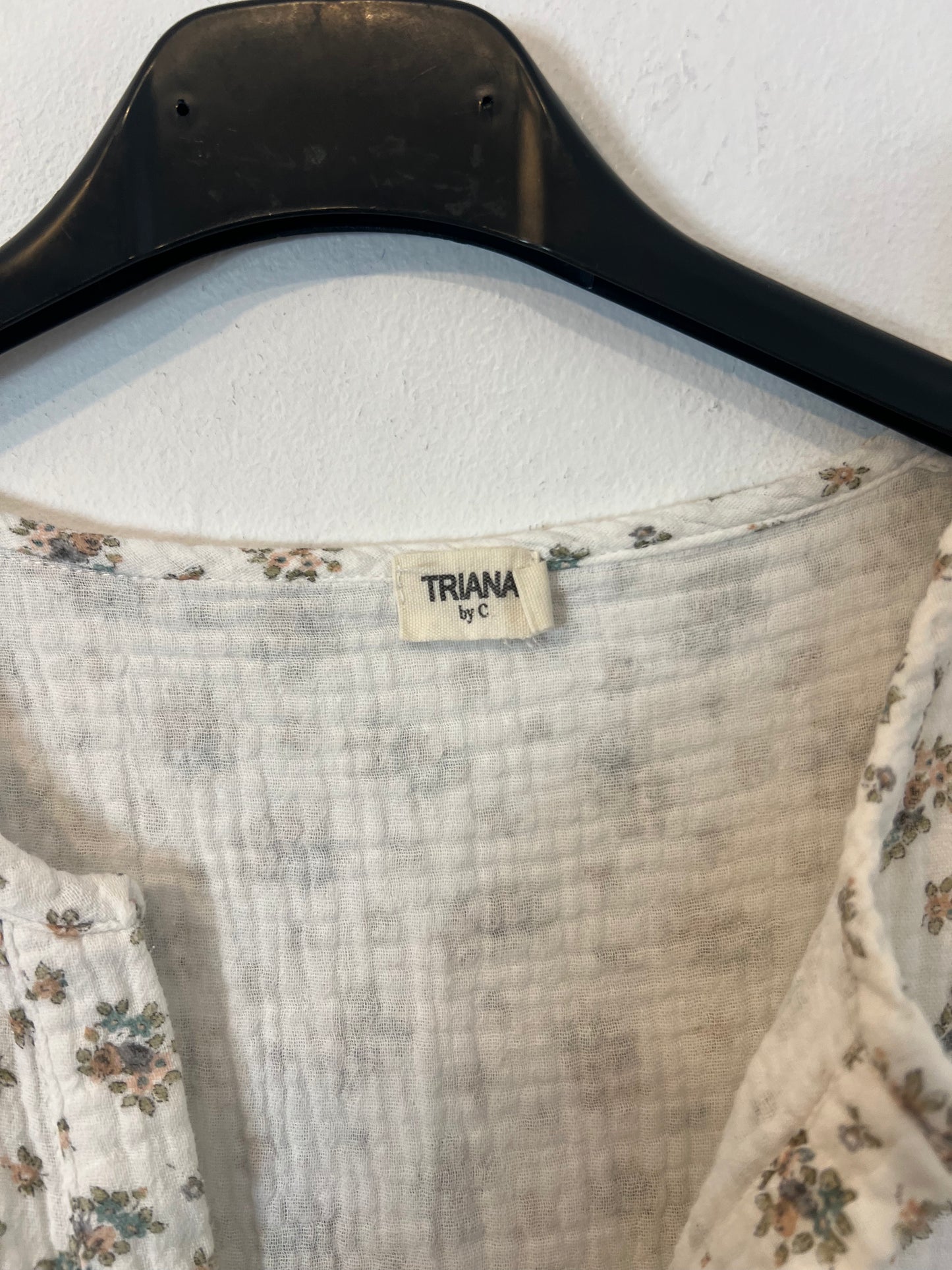 TRIANA BY C. White floral dress Ts