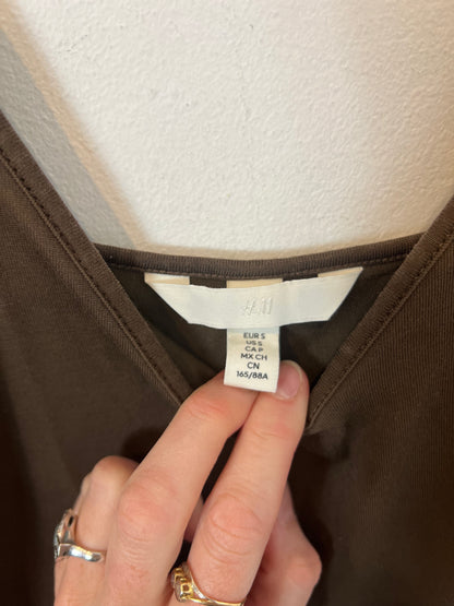 H&amp;M. Long brown dress Ts