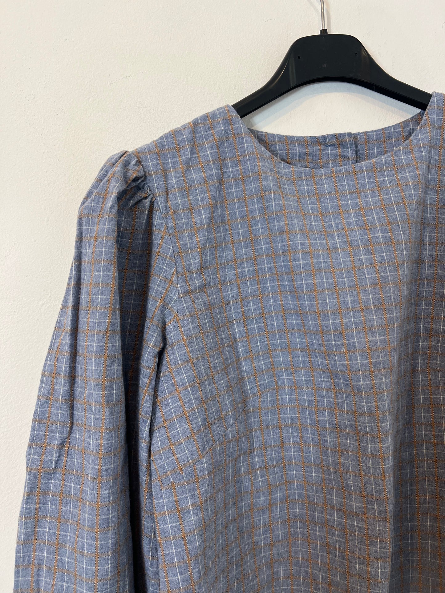 CLOTILDE SENILLOSA. Blue checked blouse TM