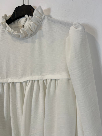 FRAMBUÁ. White flowing blouse Tm