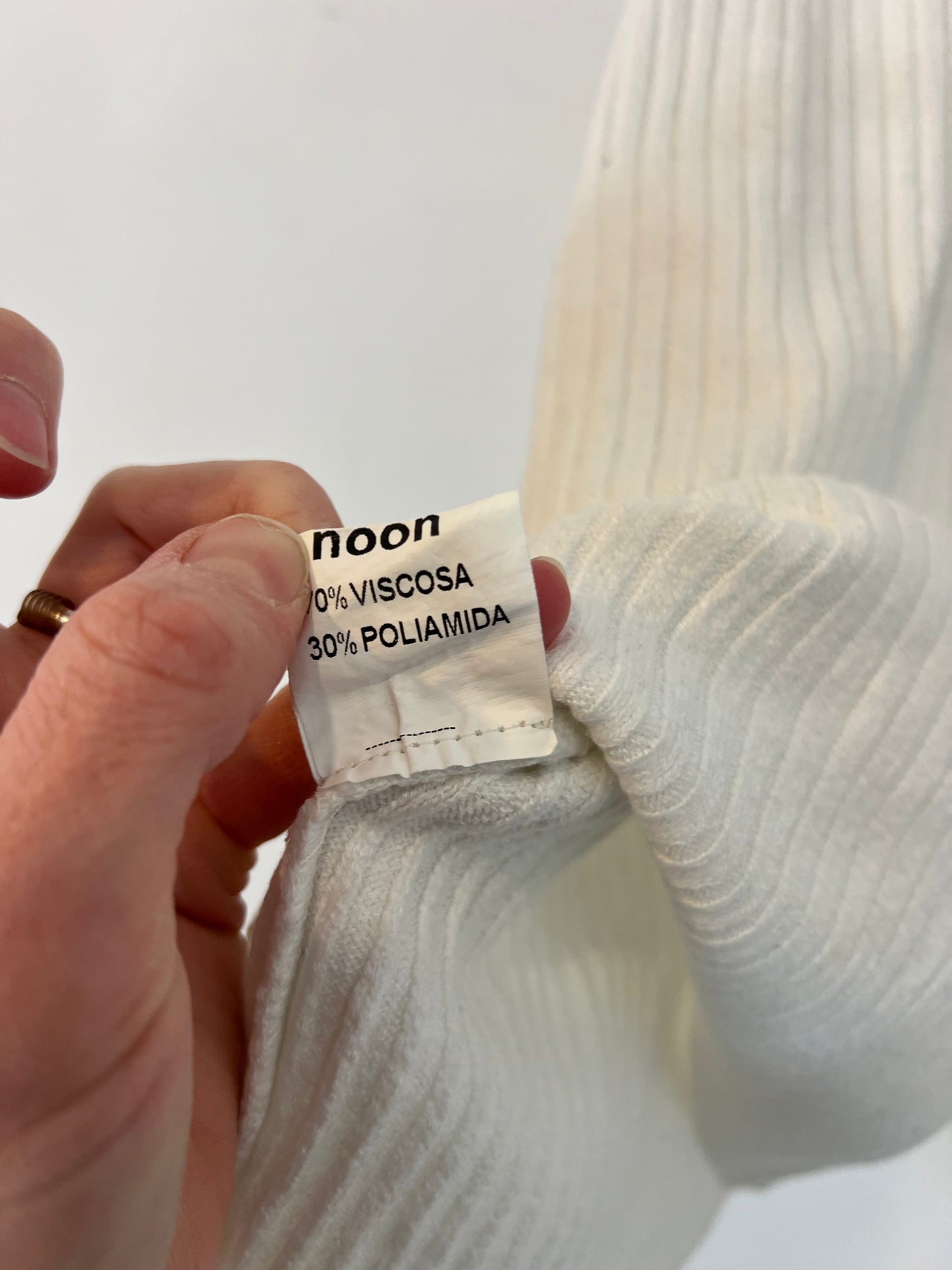 NOON. White ribbed top T.xxs