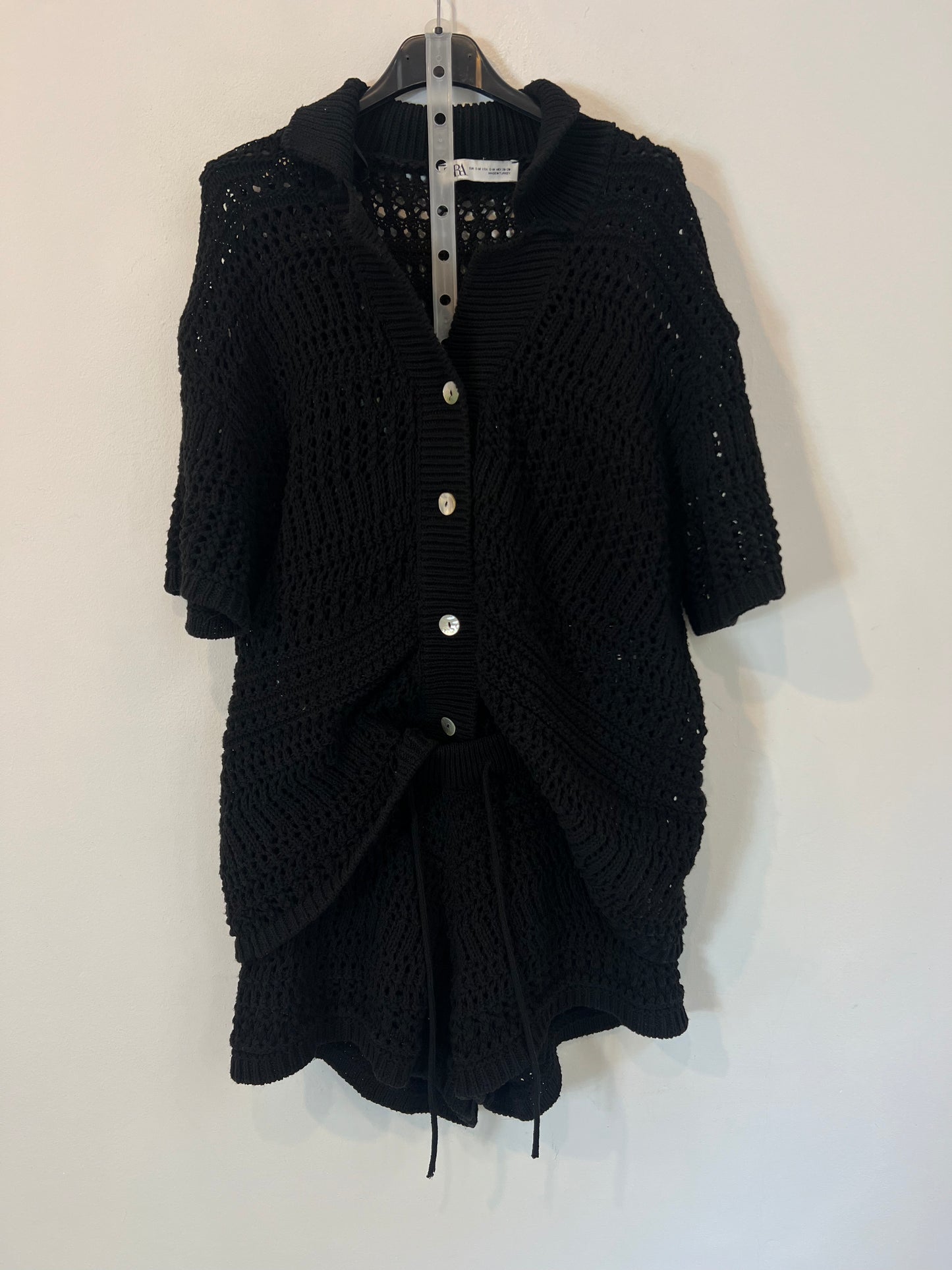 ZARA. Total look negro croché T.s/m