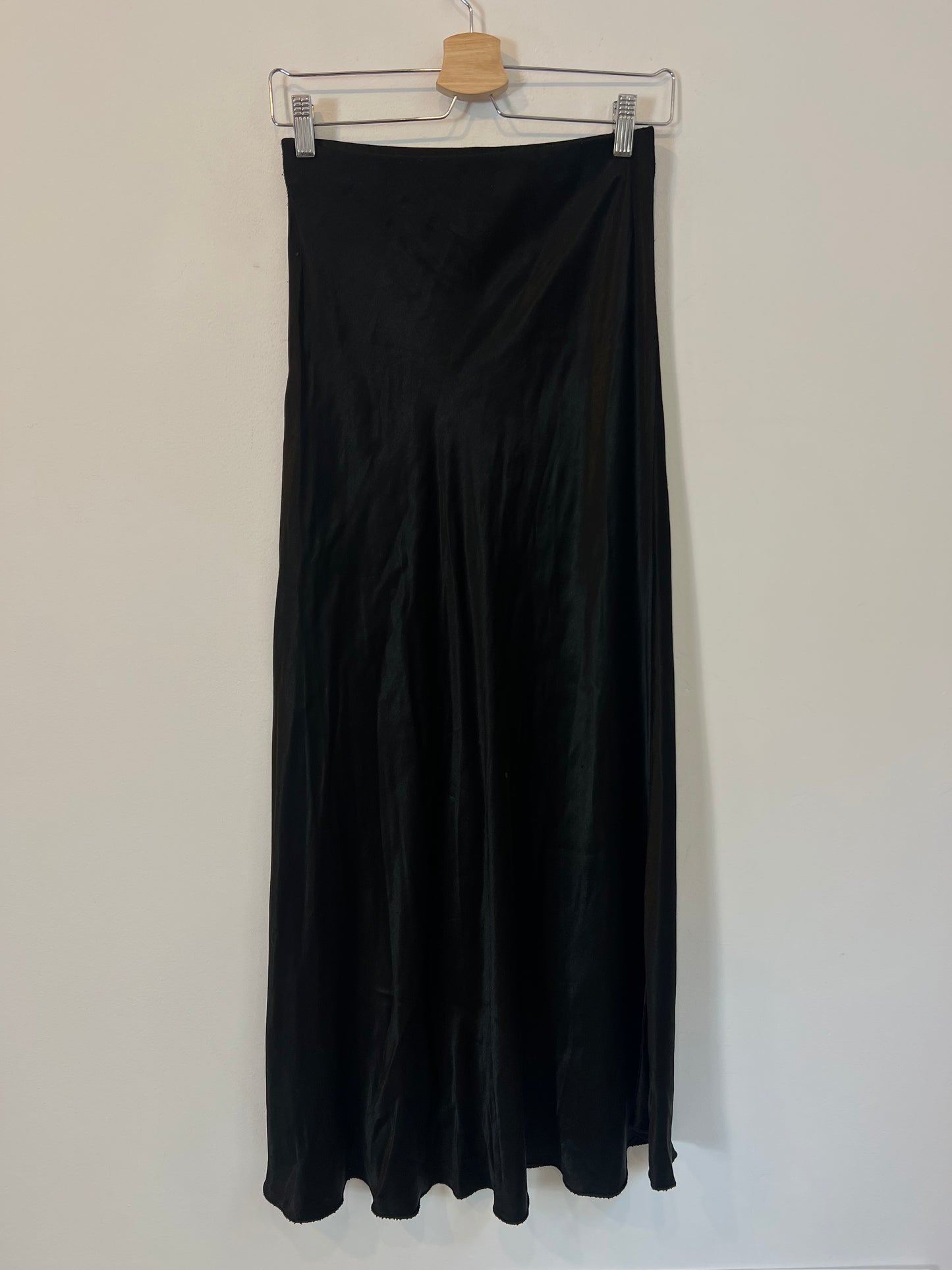 ZUA. Black satin skirt Your(s)