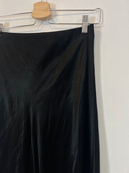 ZUA. Black satin skirt Your(s)