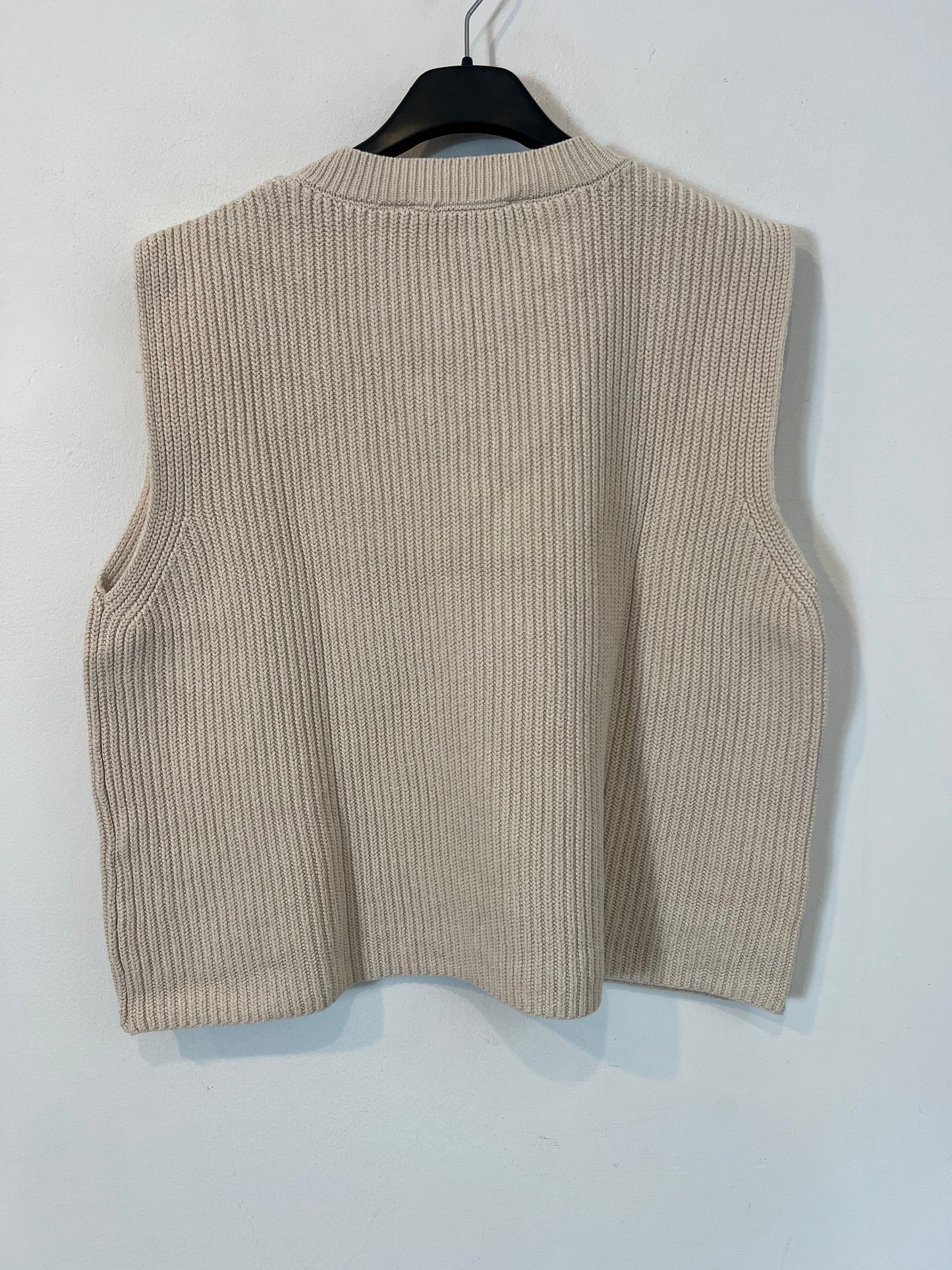 ZARA. Beige knit top Tm