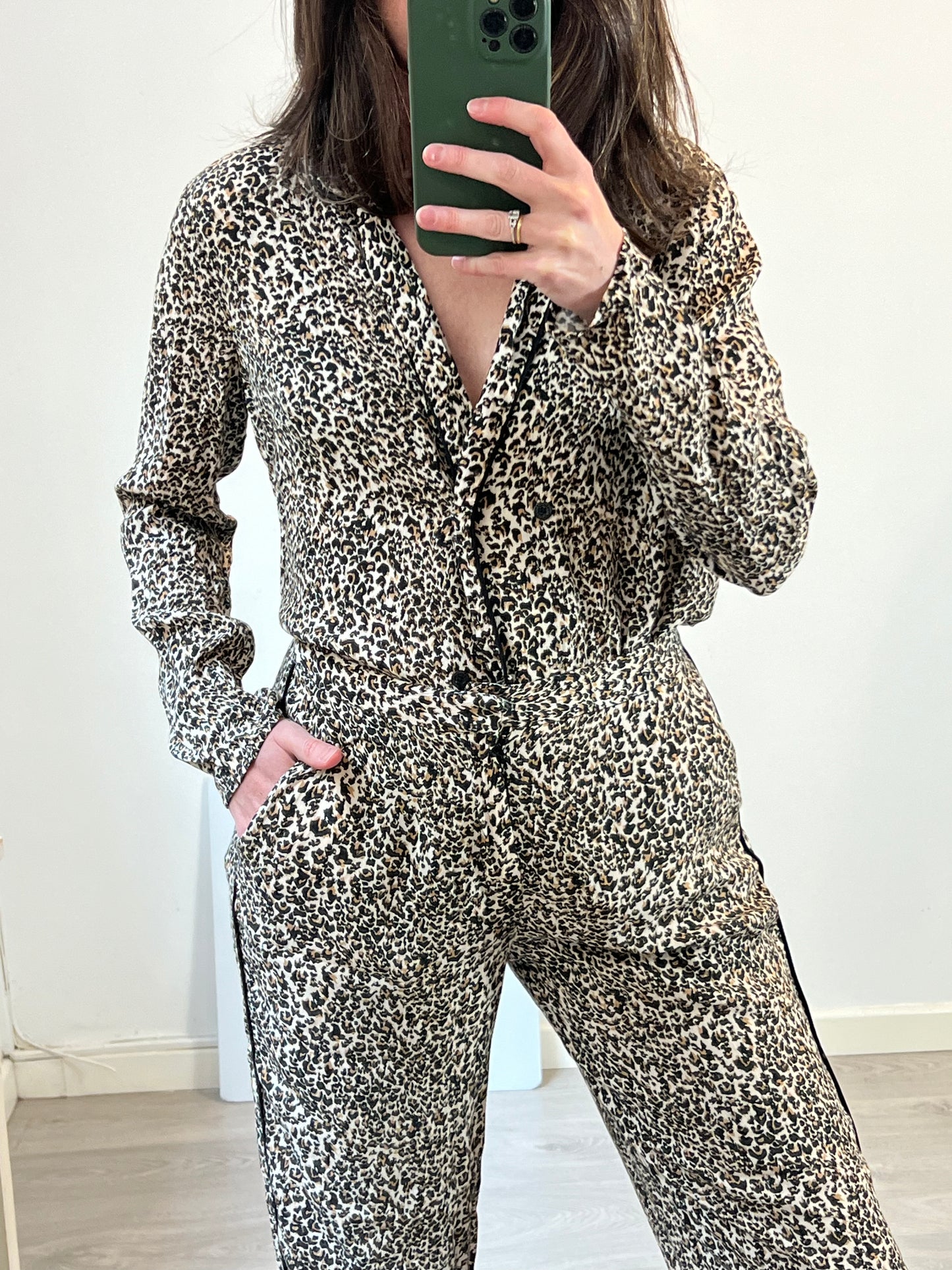 SCALPERS. total look fluid print T.38 (Tara)