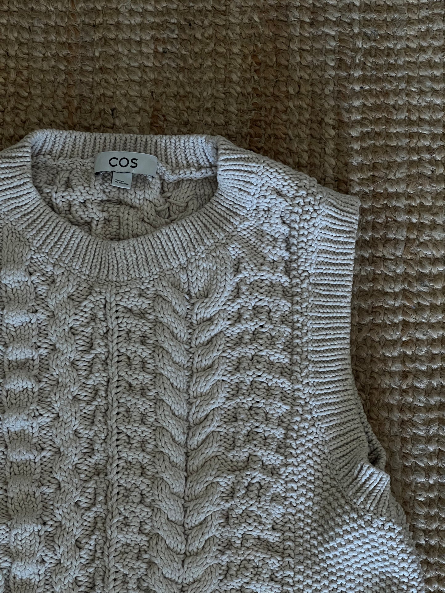 COS. Beige knit top Tm/l