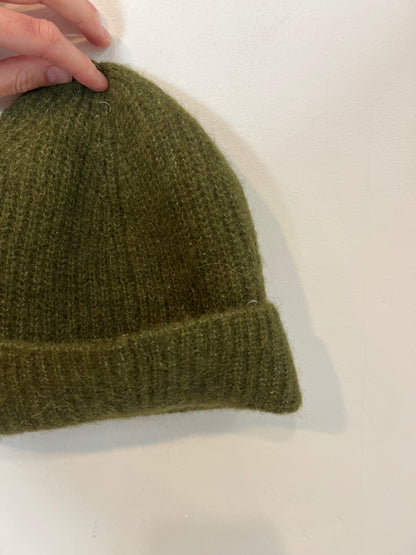 SEZANE. gorro lana verde