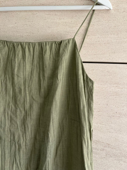 MASSIMO DUTTI. Vestido verde fruncido T.xs