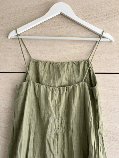 MASSIMO DUTTI. Vestido verde fruncido T.xs