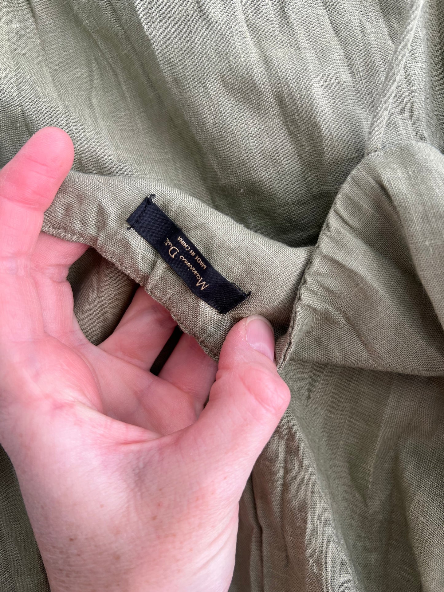 MASSIMO DUTTI. Vestido verde fruncido T.xs