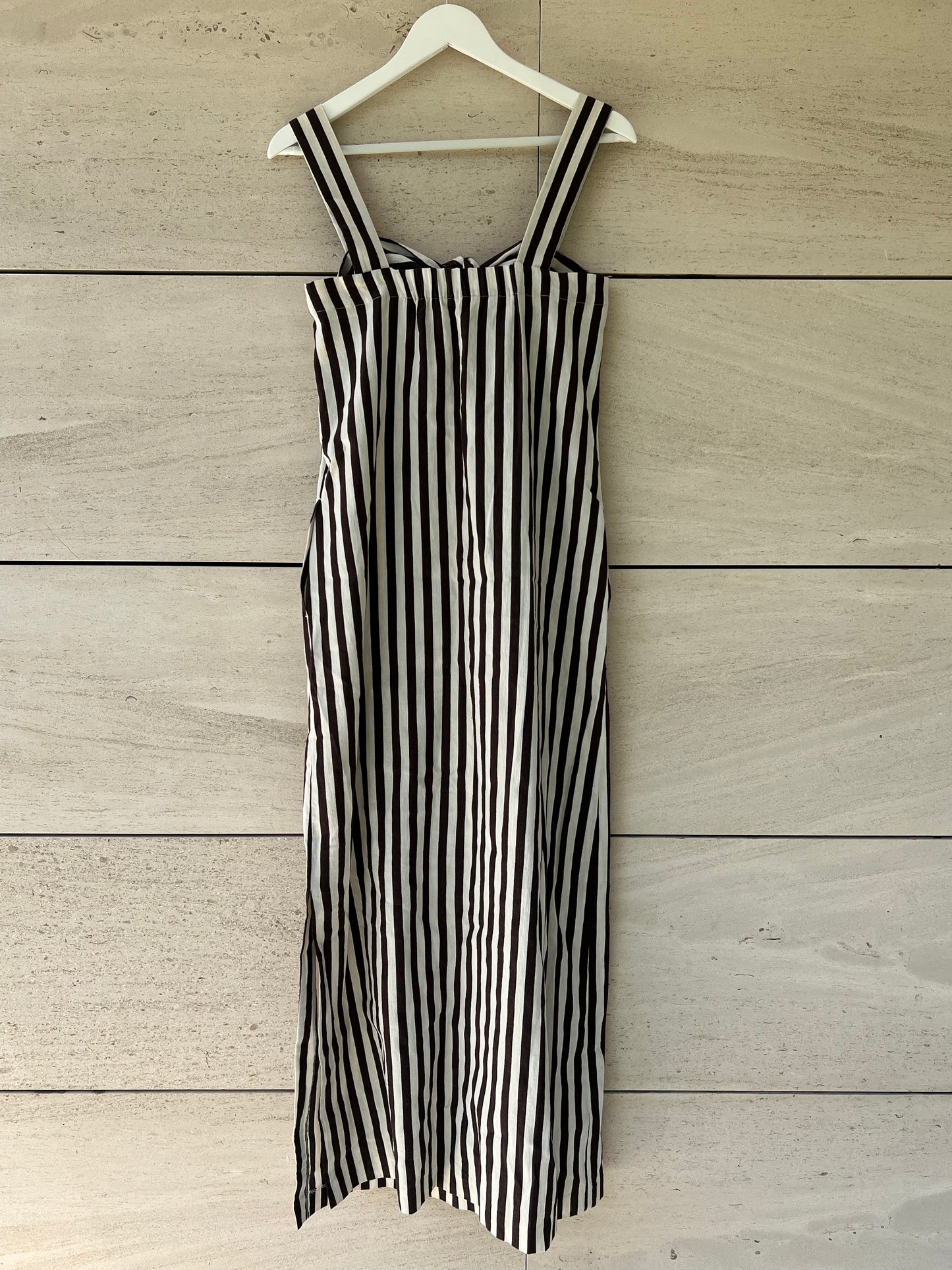 MASSIMO DUTTI. Vestido largo rayas marrones T.36