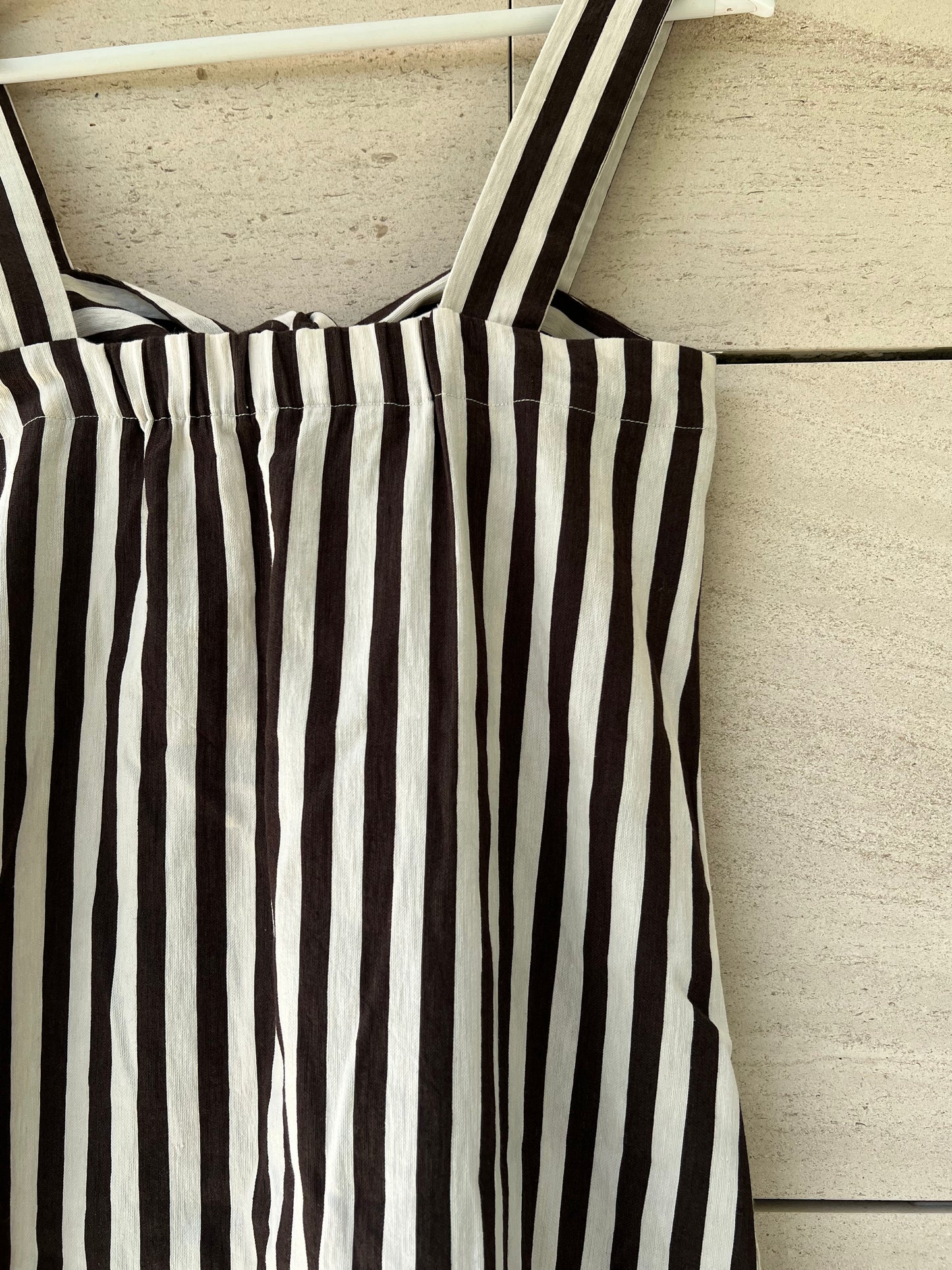 MASSIMO DUTTI. Vestido largo rayas marrones T.36