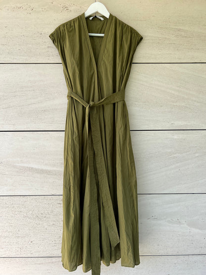 ZARA. Vestido verde abotonado T.xs