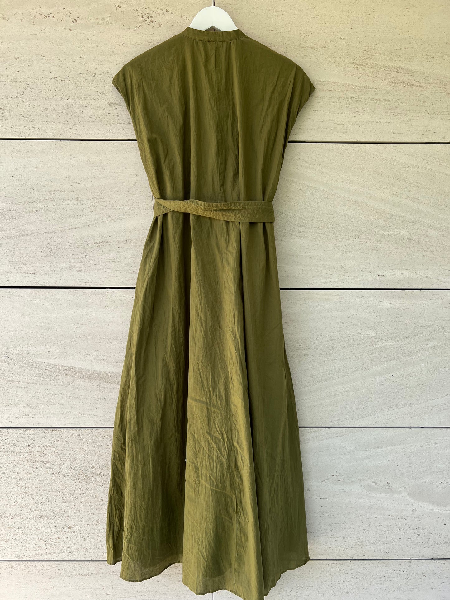 ZARA. Vestido verde abotonado T.xs
