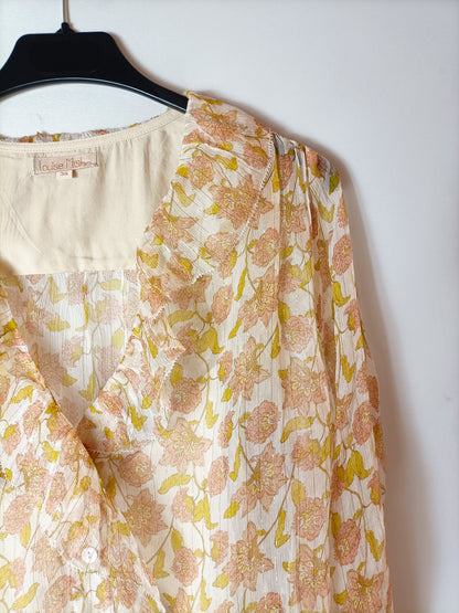 LOUISE MISHA. Semi-sheer blouse with gold threads. Size 38