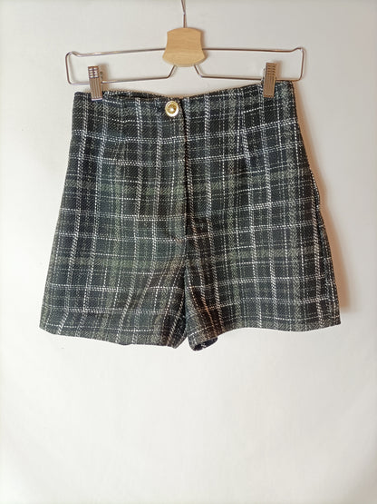 ZARA. Checkered tweed shorts Ts