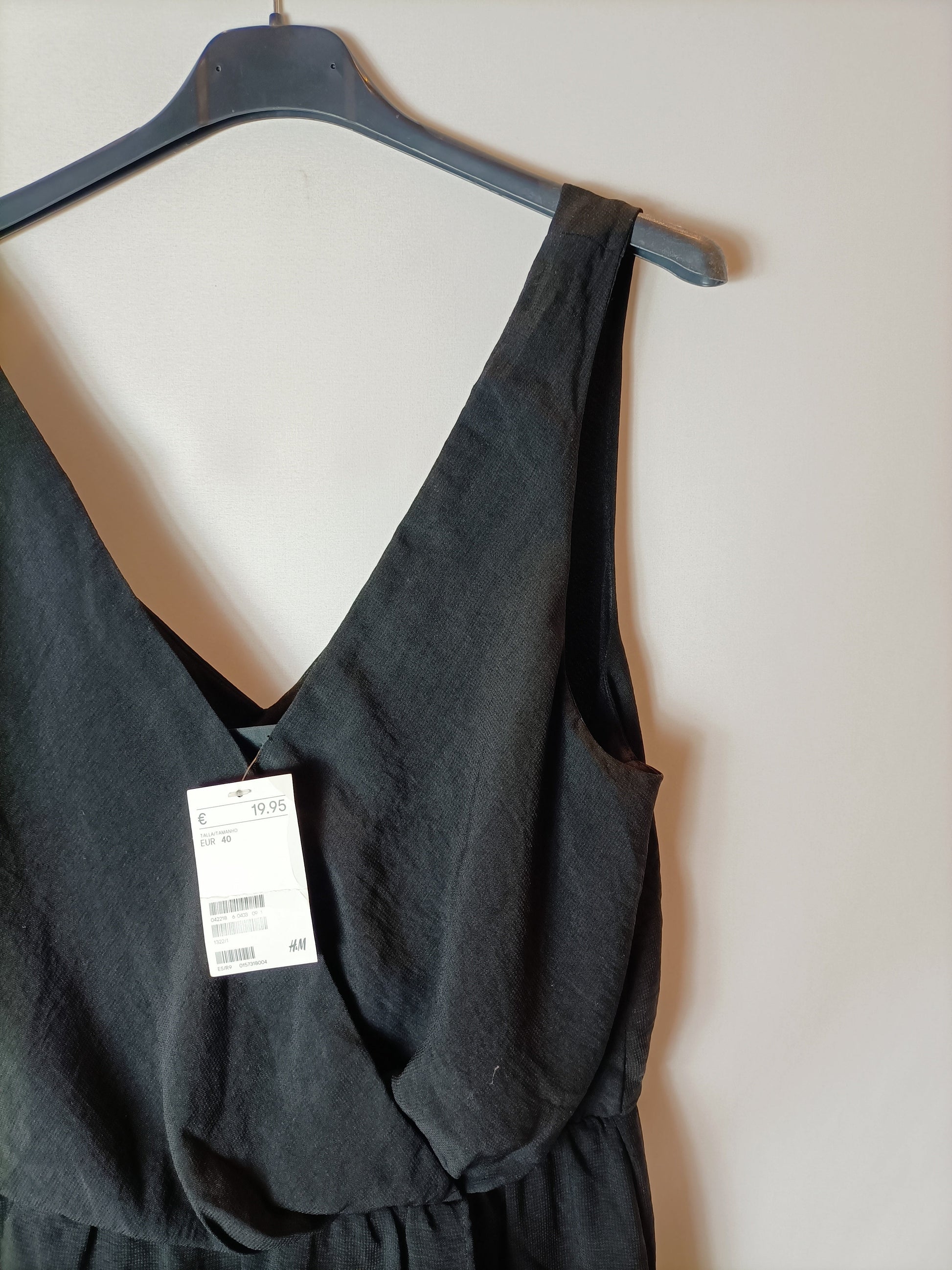 vestido negro fluido – Hibuy market - Main Image