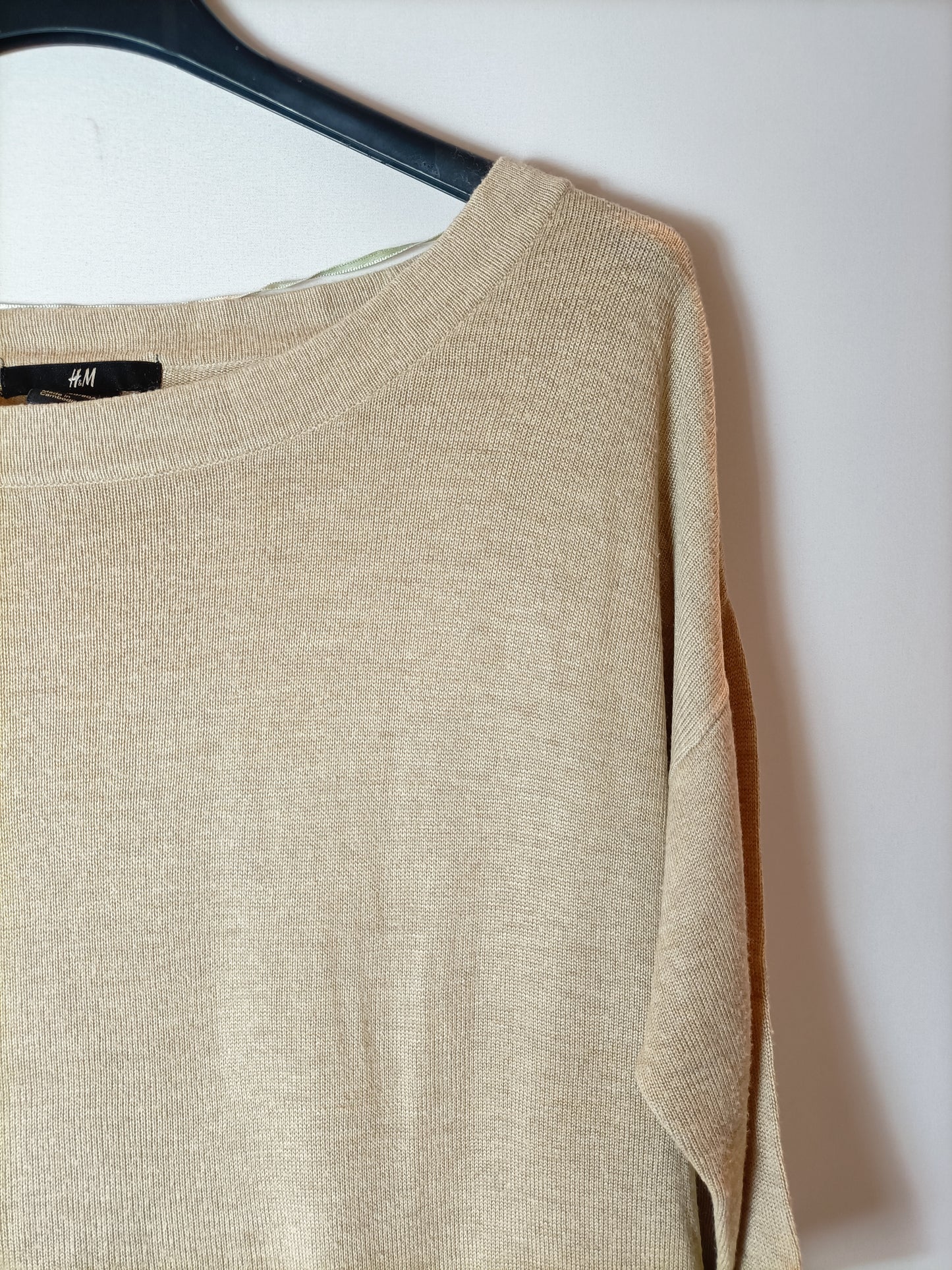 H&M. Top punto beige T.xs