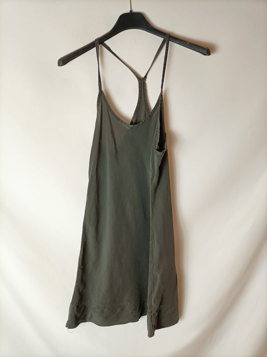 OTRAS. Top gris tirantes T.m