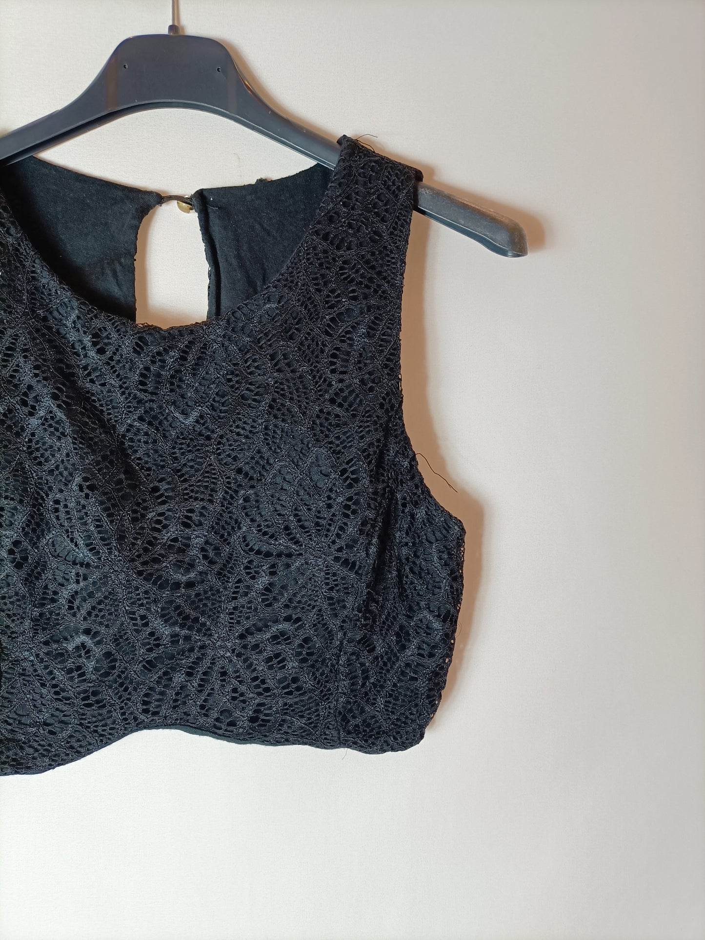 OTRAS. Croptop encaje negro T.u(s)