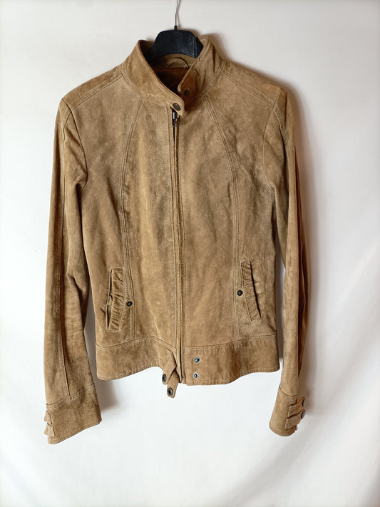 FORMULA JOVEN. Chaqueta piel beige cremallera T 38