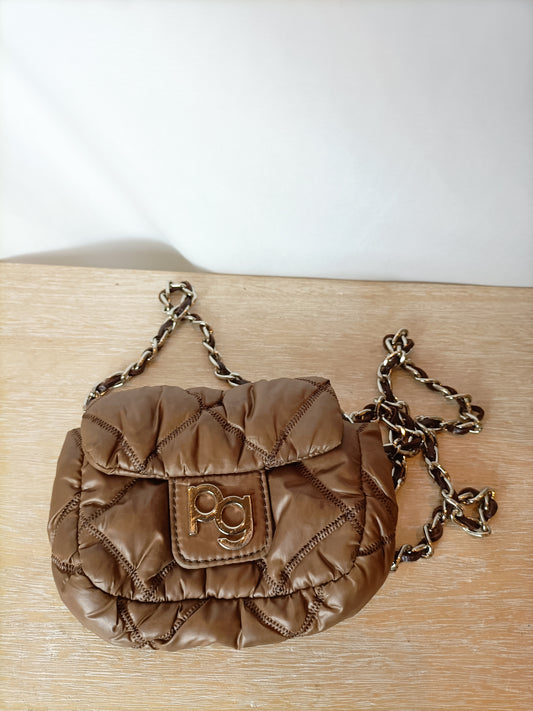 PURIFICACION GARCIA. Bolso mini marrón acolchado