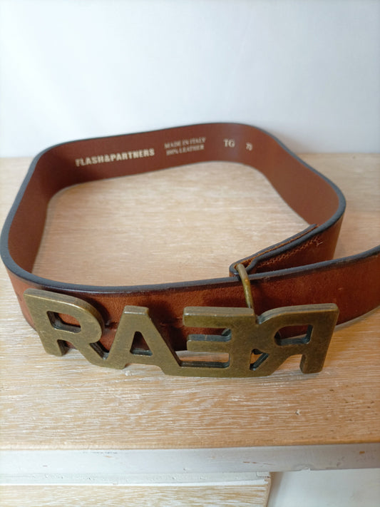 FLASH&PARTNERS. Cinturón marrón piel T.70