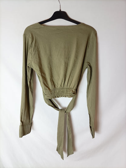 ZARA. Top verde manga larga lazada. T XS