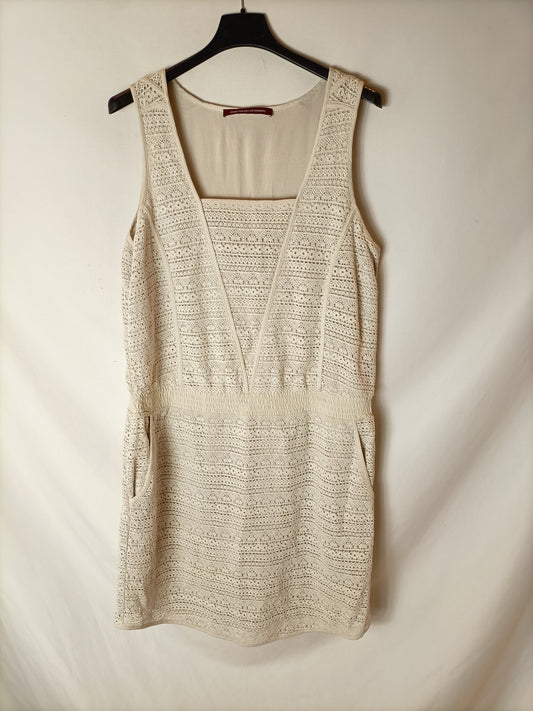 COMPTOIR DES COTONNIERS. Die-cut beige dress. T 42
