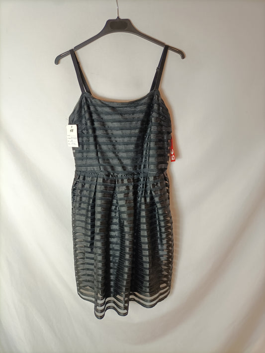 H&amp;M. Short black tulle dress TM