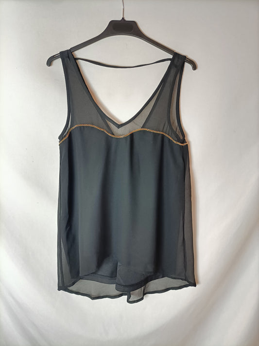 STRADIVARIUS. Black chain top TM