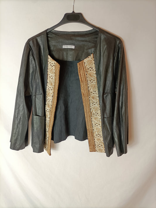 OTRAS. Chaqueta negra detalle solapa Tu(xs)