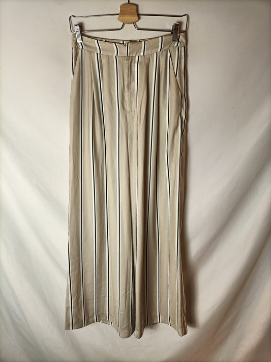 STRADIVARIUS. Wide-legged striped trousers, size 36