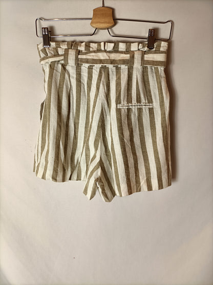 STRADIVARIUS. Striped shorts size 36
