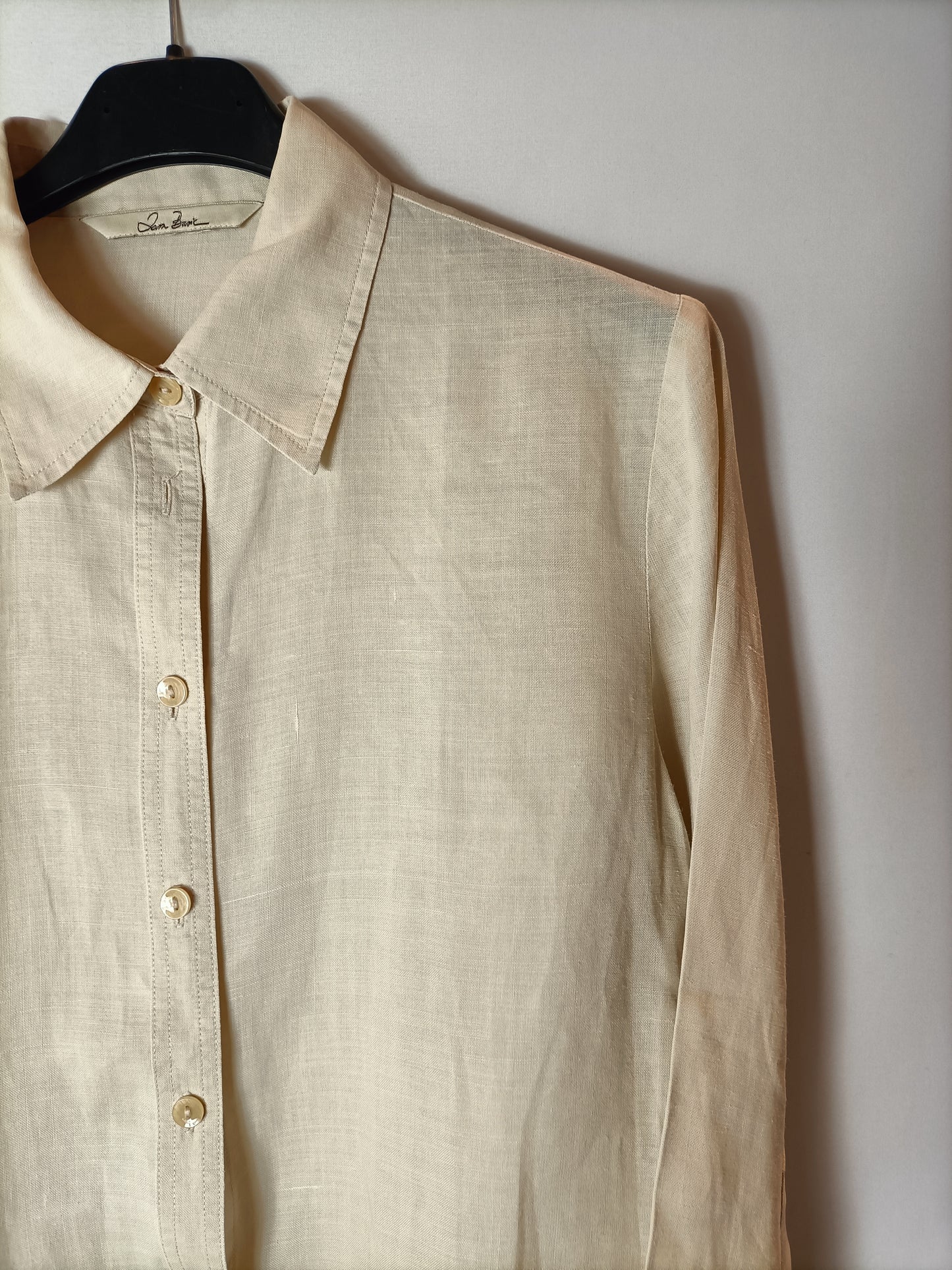 OTHERS. Beige linen-effect blouse. TS