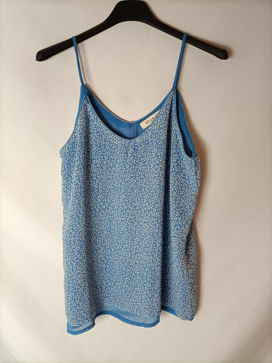 EVA ROSA. Light blue floral top. T.S.