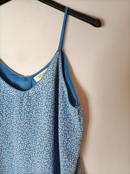 EVA ROSA. Light blue floral top. T.S.