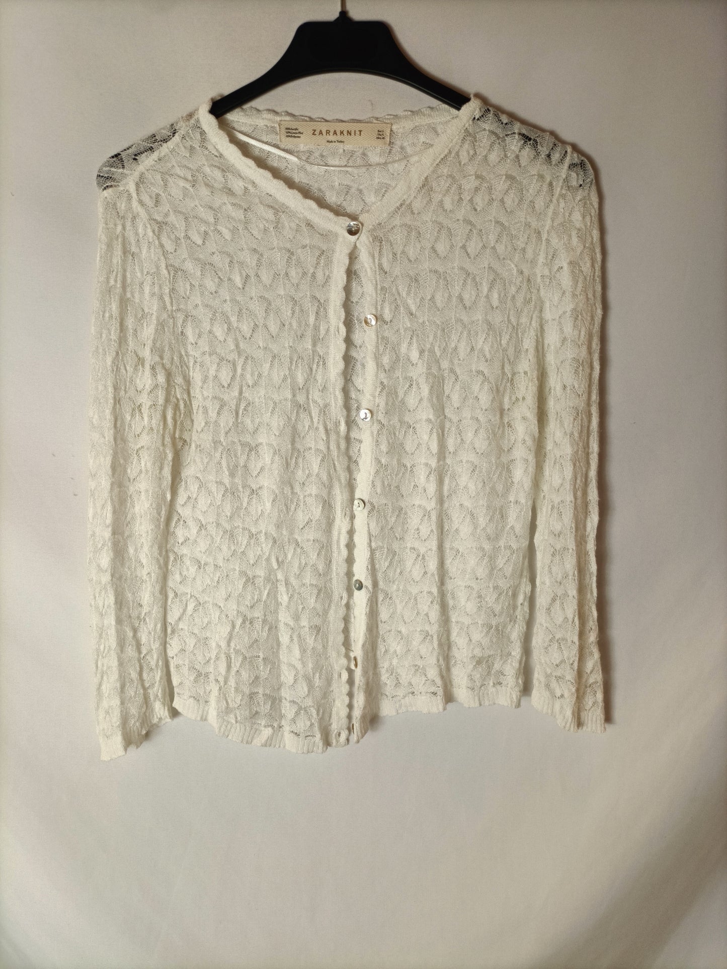 ZARA. Rebeca hilo blanco roto. T S