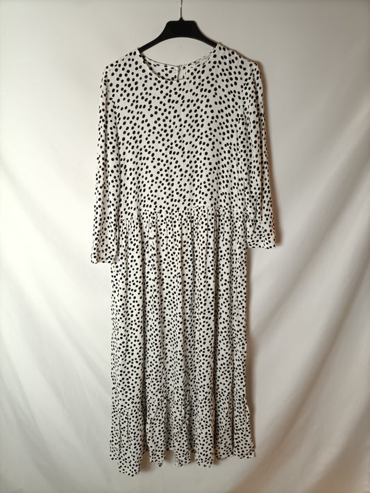 ZARA. White dress with black polka dots. XS (M)